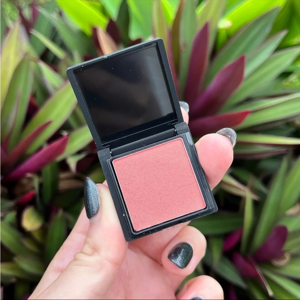 NWOT NARS Cosmetics Mini Blush • Orgasm